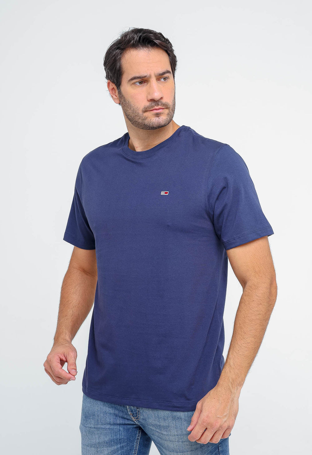 Camiseta Tommy Hilfiger Jeans Básica Logo Peito - LIVE - Henri Store