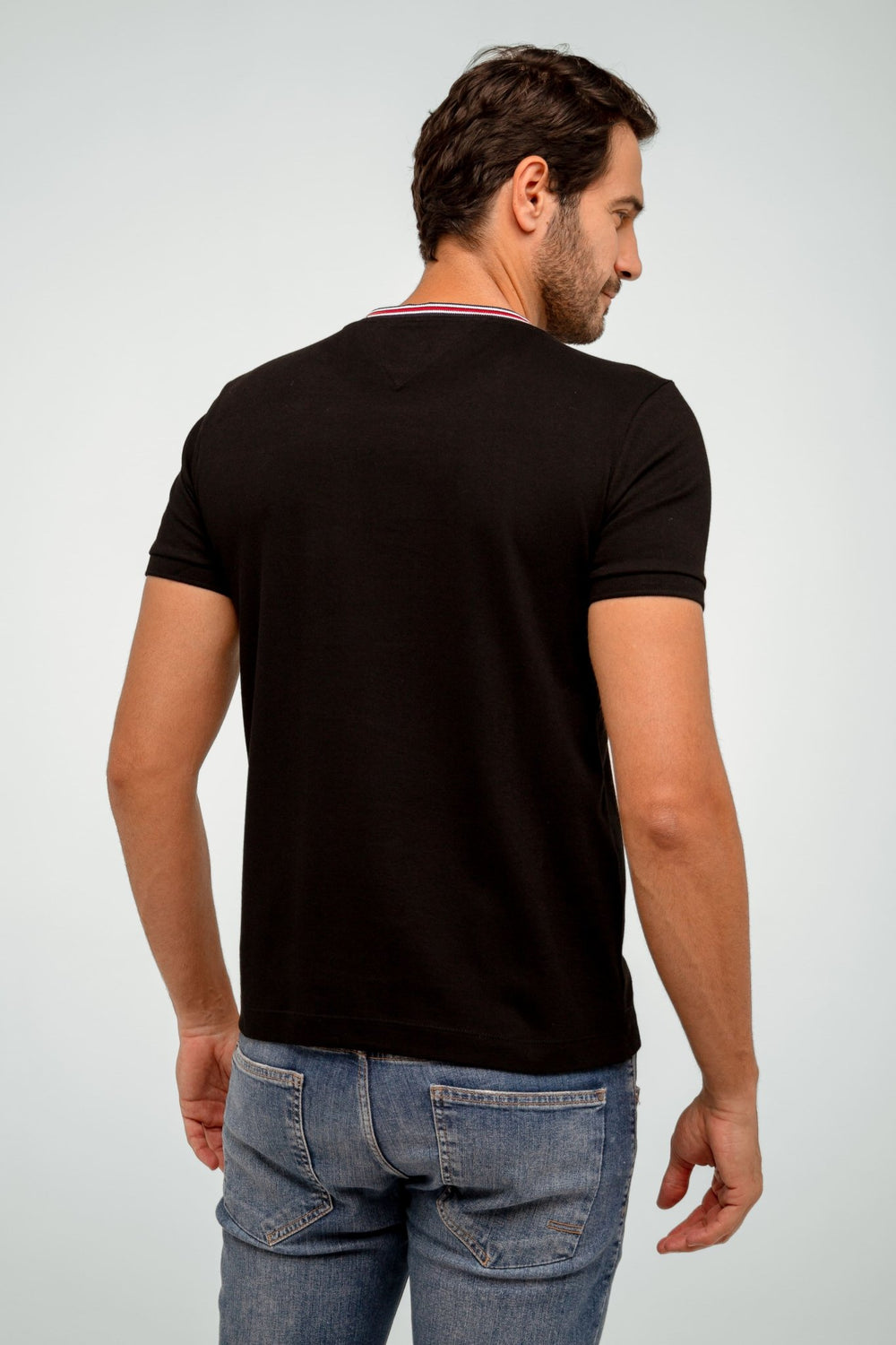 Camiseta Tommy Hilfiger Jeans Básica - Henri Store