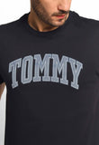 Camiseta Tommy Hilfiger Jeans Center Logo - Sale - Henri Store