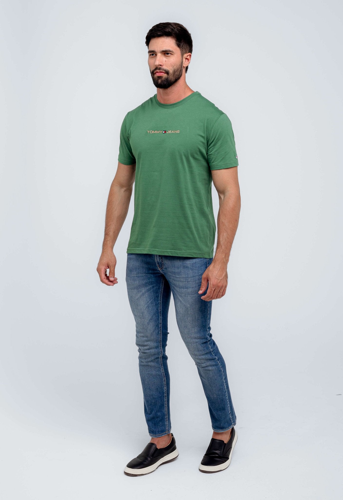 Camiseta Tommy Hilfiger Jeans Logo Central - Henri Store
