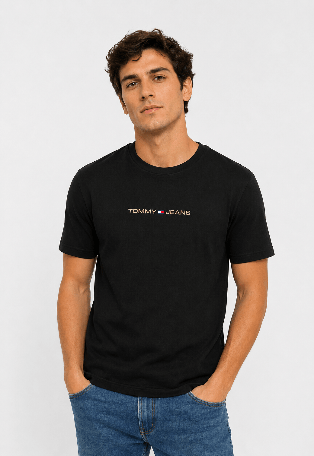 Camiseta Tommy Hilfiger Jeans Logo Central - Henri Store