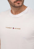 Camiseta Tommy Hilfiger Jeans Logo Central - Henri Store