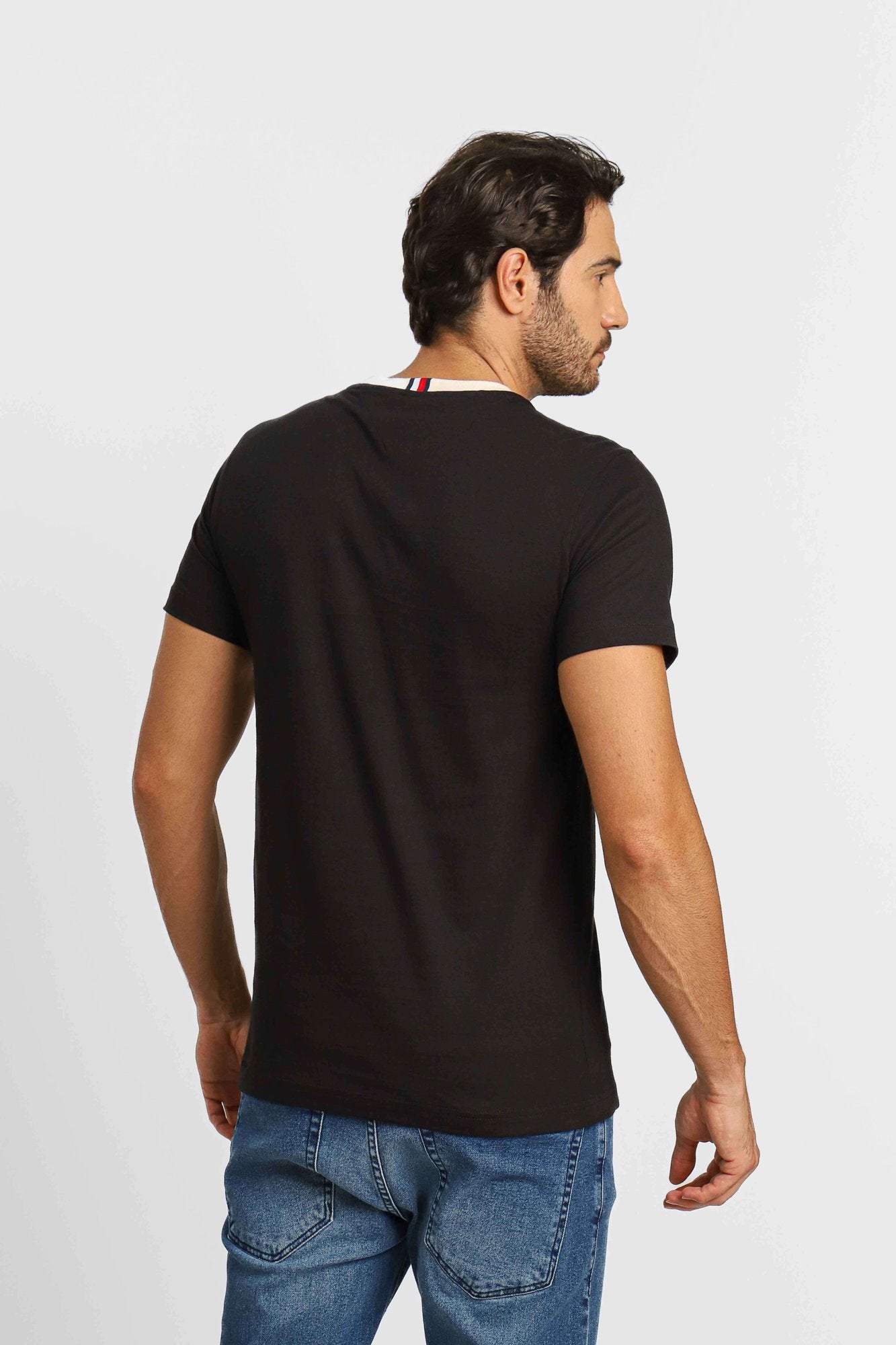 Camiseta Tommy Hilfiger Laurel Tipped Tee Preto - Henri Store
