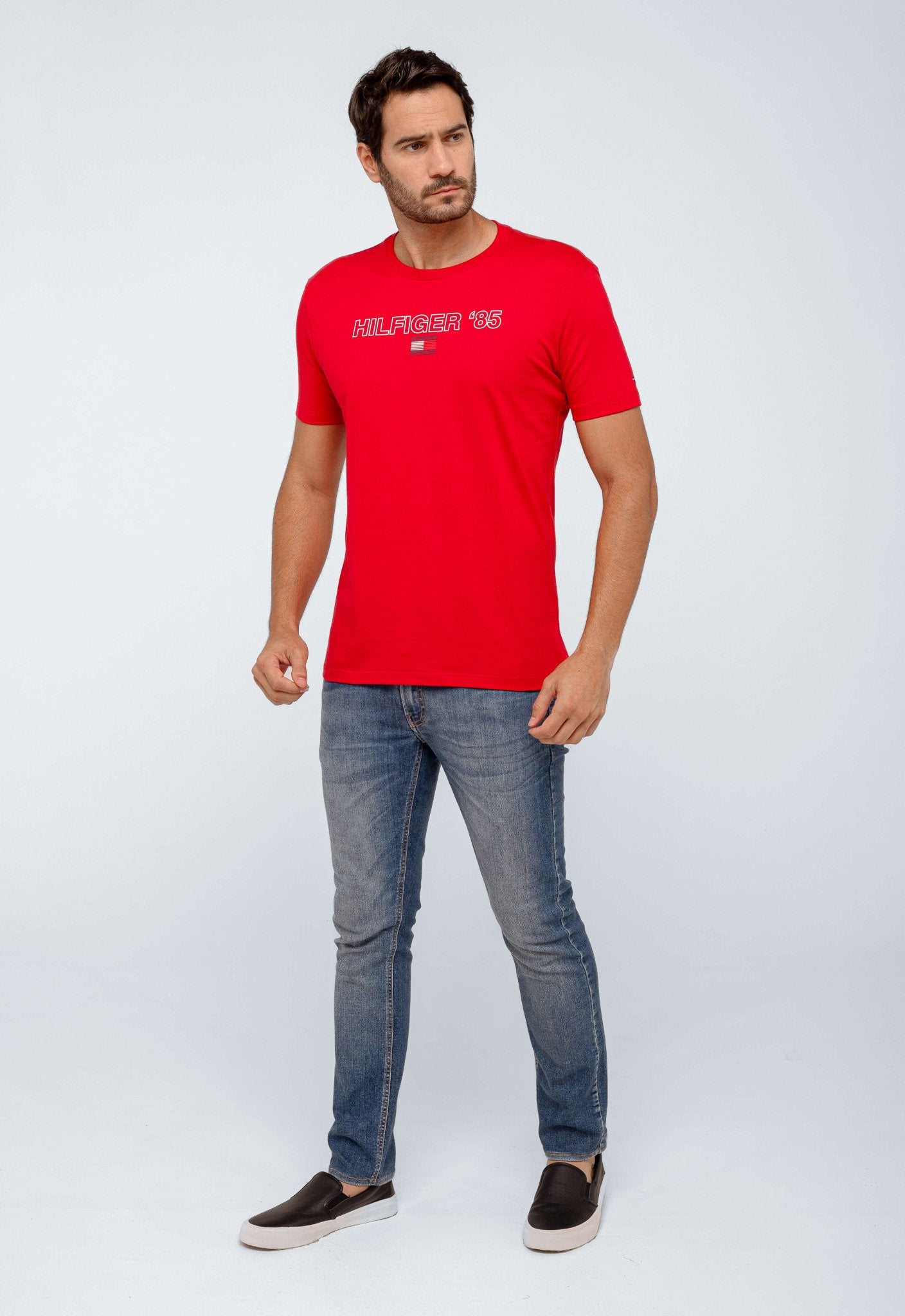 Camiseta Tommy Hilfiger Logo 85 Tee - Henri Store