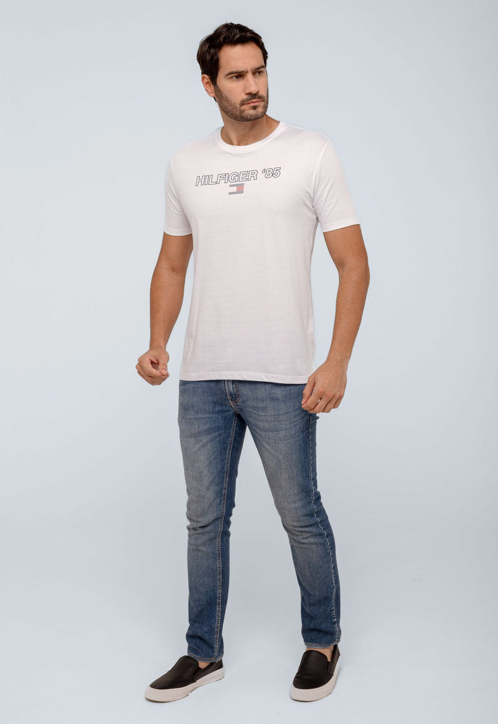 Camiseta Tommy Hilfiger Logo 85 Tee - Henri Store