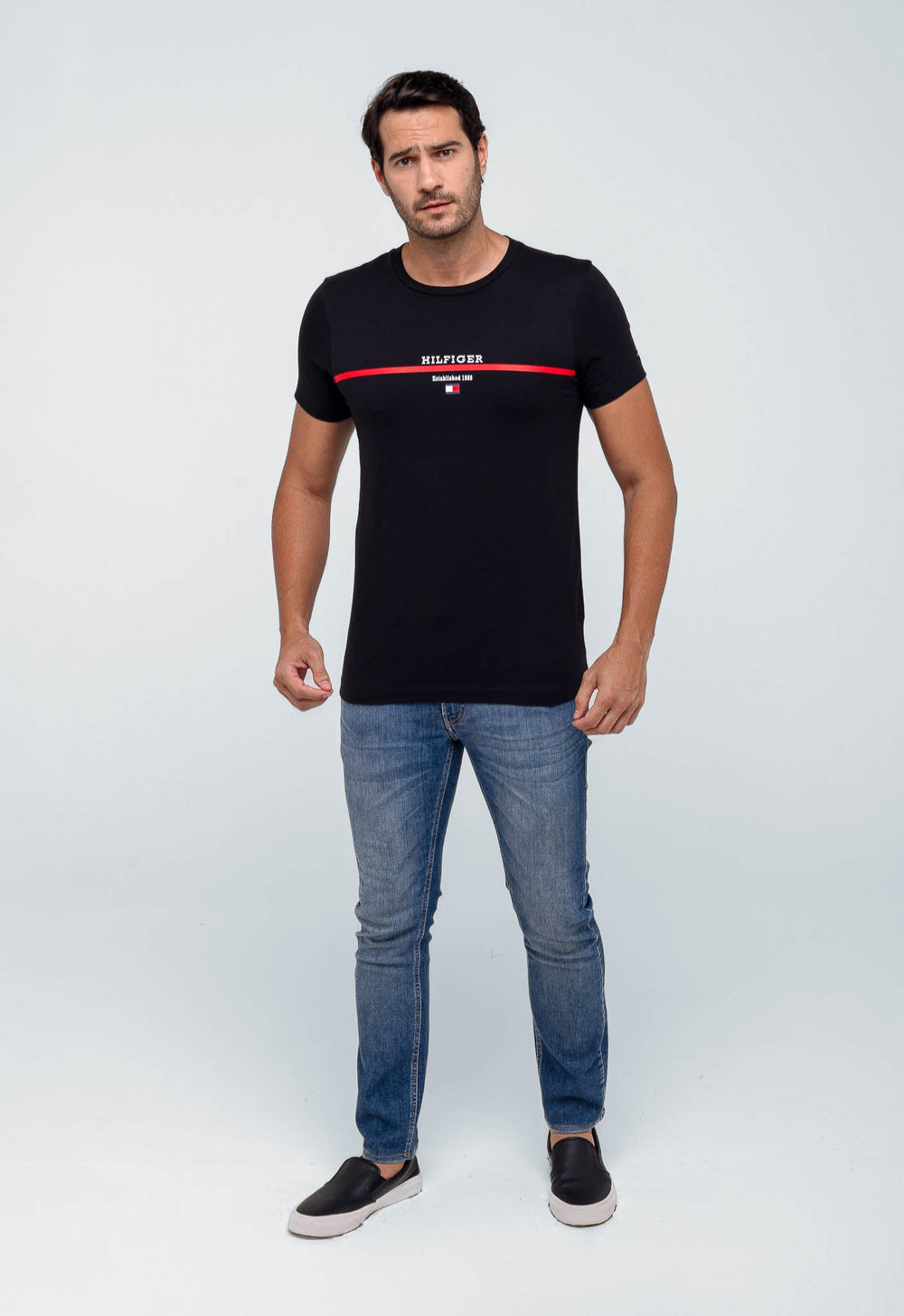 Camiseta Tommy Hilfiger Logo Central Established - Henri Store