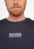 Camiseta Tommy Hilfiger Logo Central Small - Henri Store
