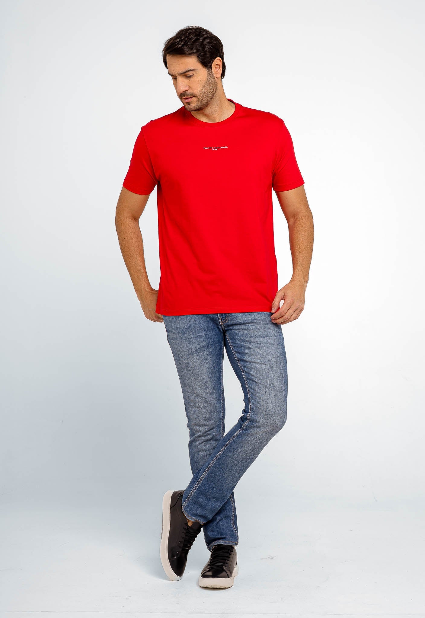 Camiseta Tommy Hilfiger Logo Central Tee - LIVE - Henri Store