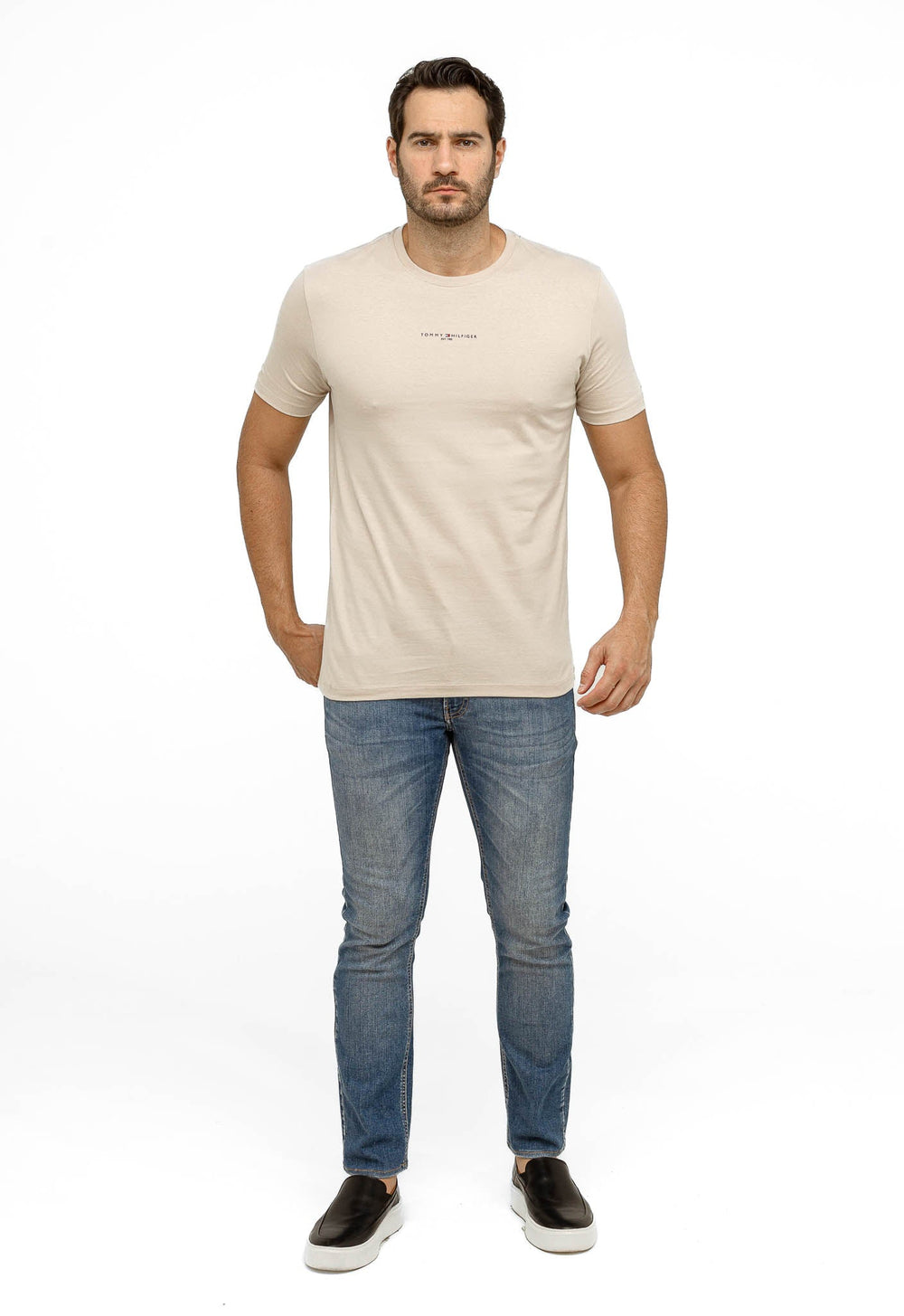 Camiseta Tommy Hilfiger Logo Central Tee - LIVE - Henri Store