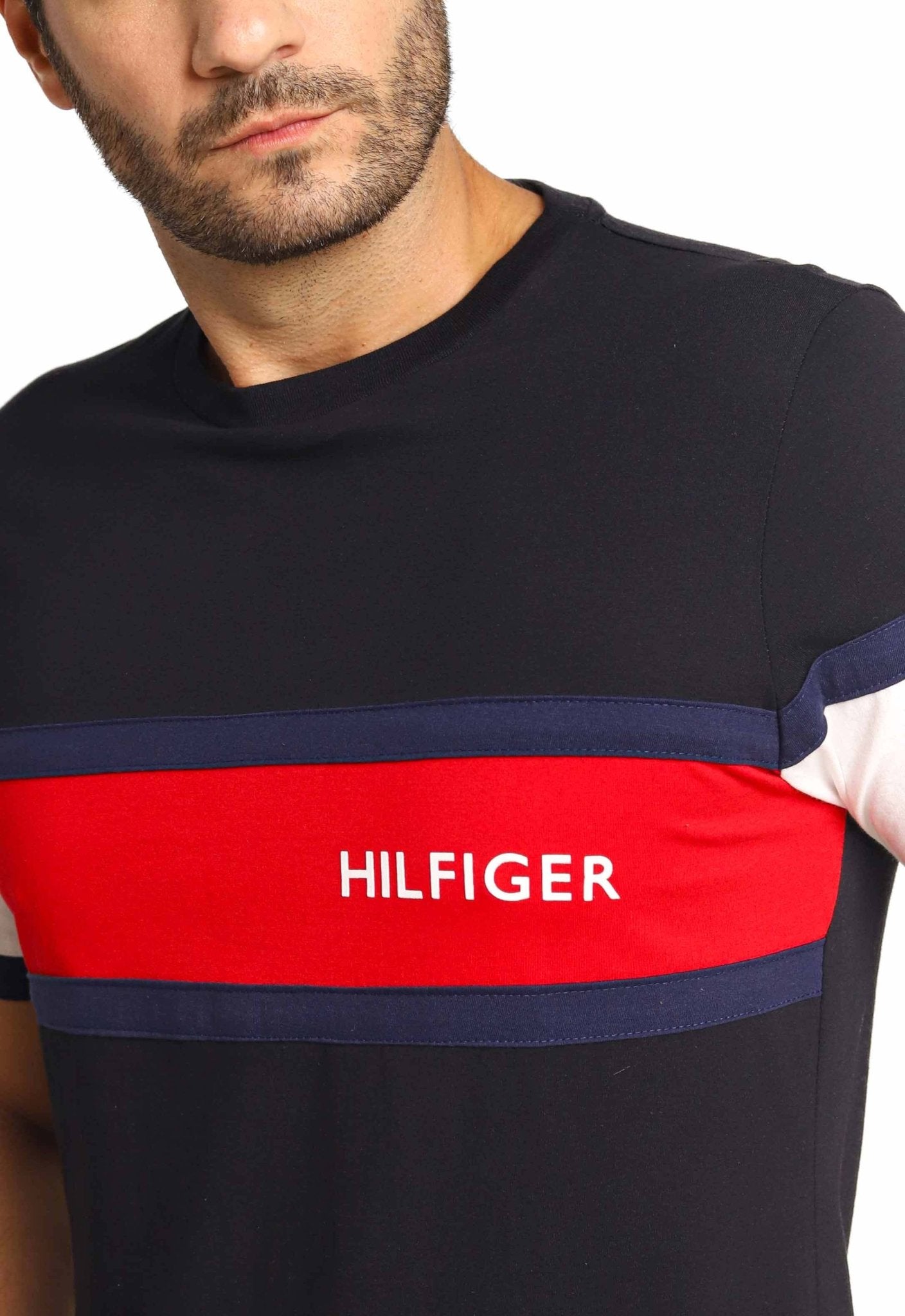 Camiseta Tommy Hilfiger Logo Central - Henri Store