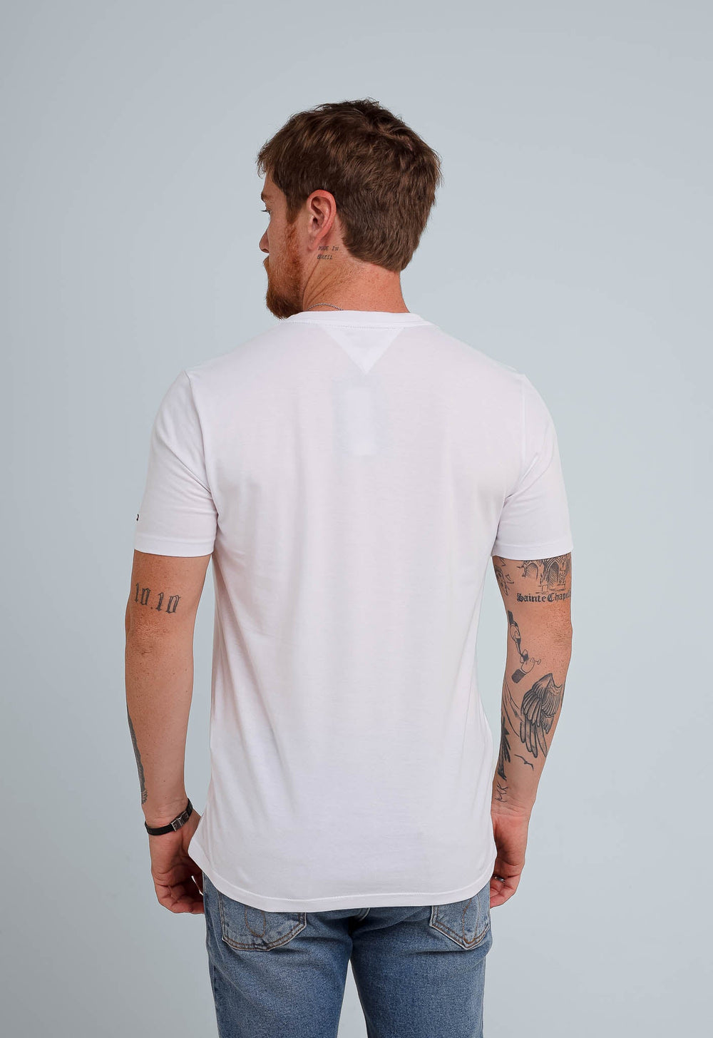 Camiseta Tommy Hilfiger Logo Central - Henri Store