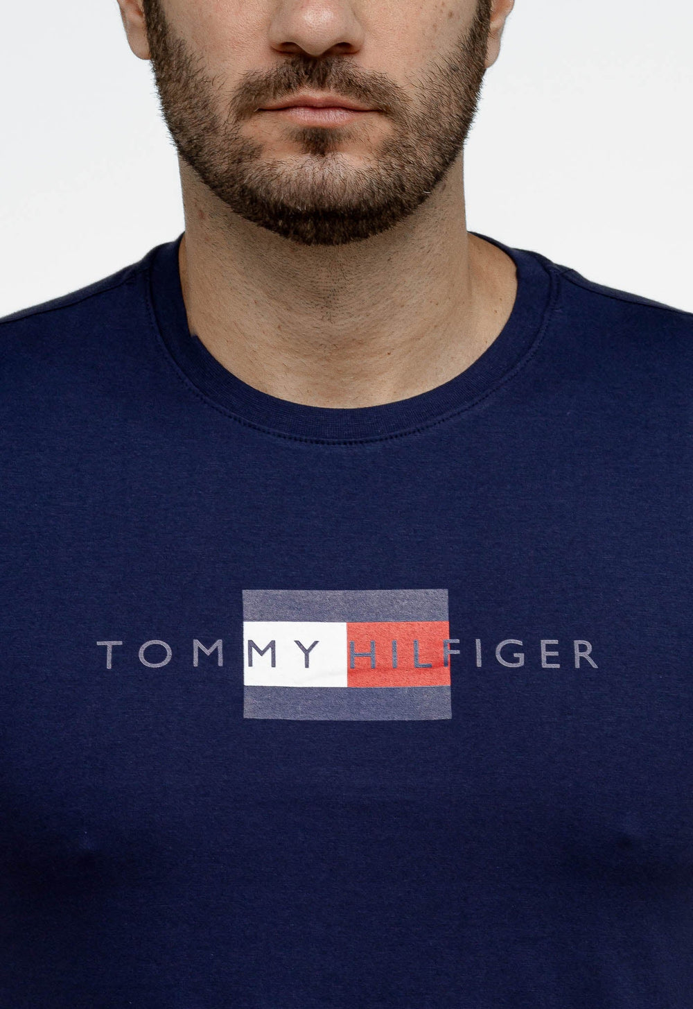 Camiseta Tommy Hilfiger Logo Central - Henri Store