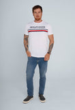 Camiseta Tommy Hilfiger Logo Centralizer - Henri Store