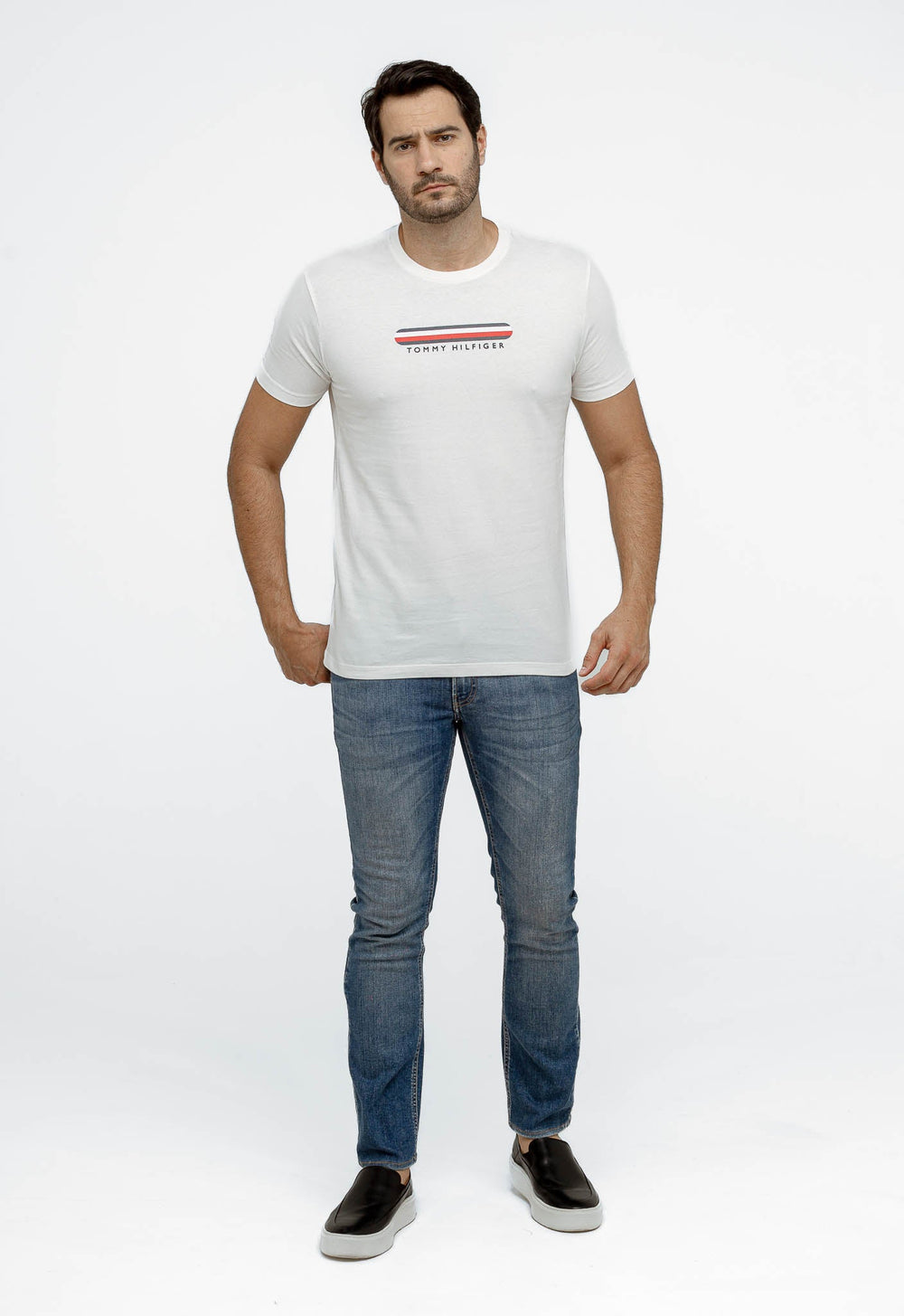 Camiseta Tommy Hilfiger Logo em Relevo - Henri Store