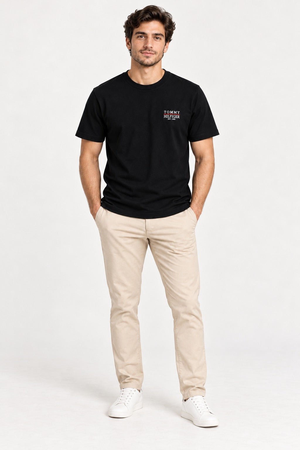 Camiseta Tommy Hilfiger Logo Est. 1985 - Live - Henri Store