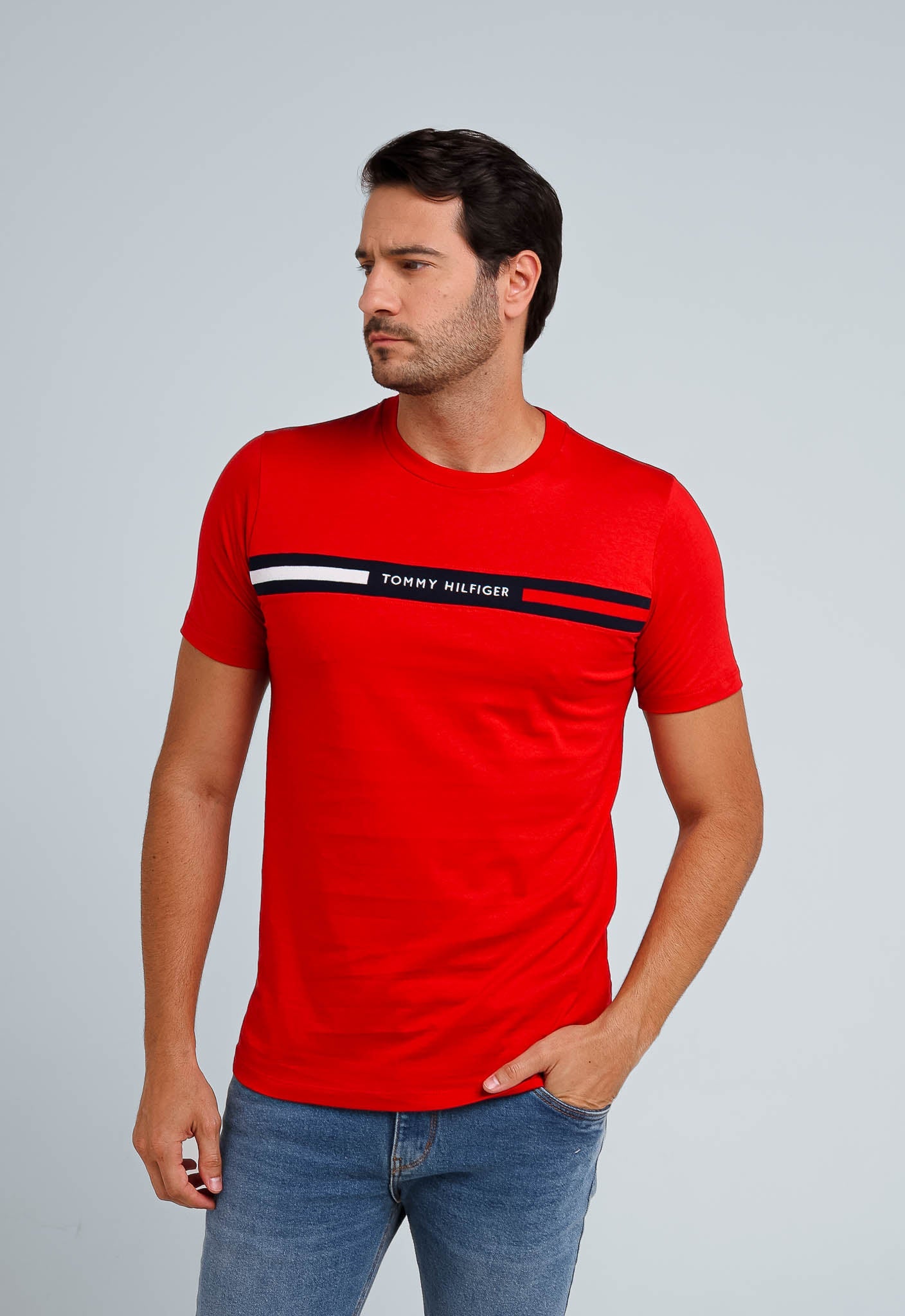 Camiseta Tommy Hilfiger Logo Faixa Colorida - Henri Store