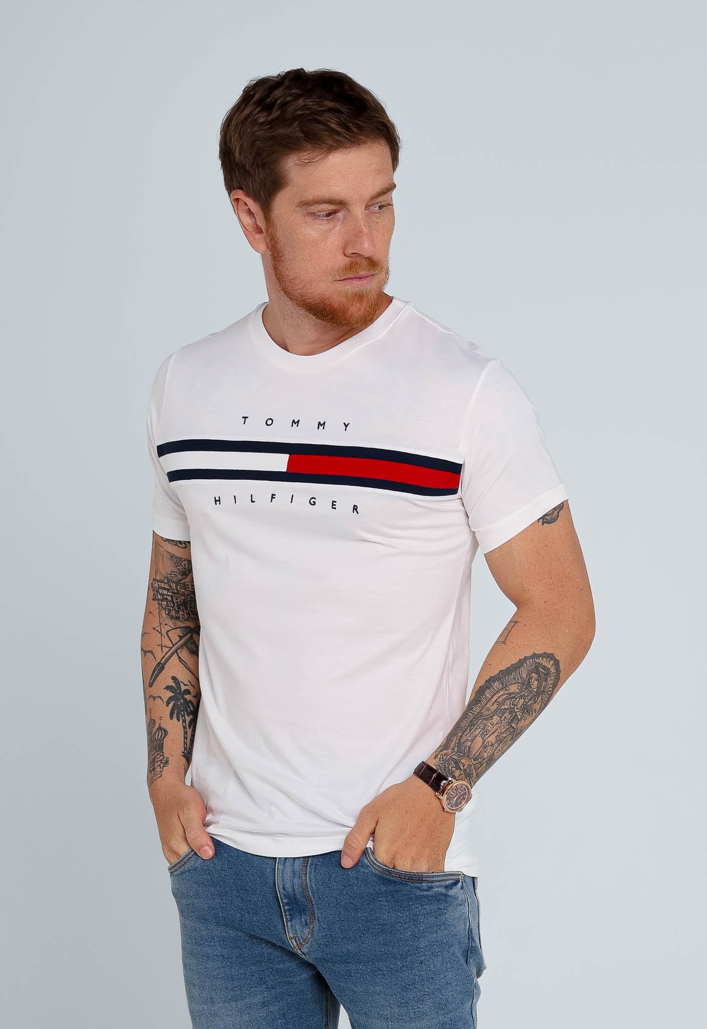Camiseta Tommy Hilfiger Logo Faixa Tricolor - Henri Store