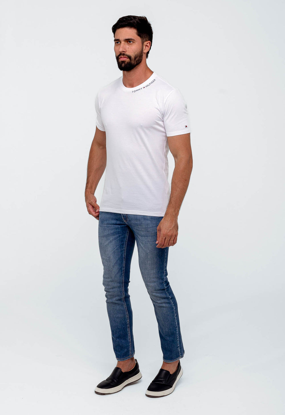 Camiseta Tommy Hilfiger Logo Gola - Henri Store