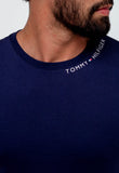 Camiseta Tommy Hilfiger Logo Gola - Henri Store
