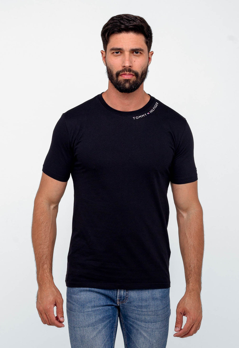 Camiseta Tommy Hilfiger Logo Gola - Henri Store