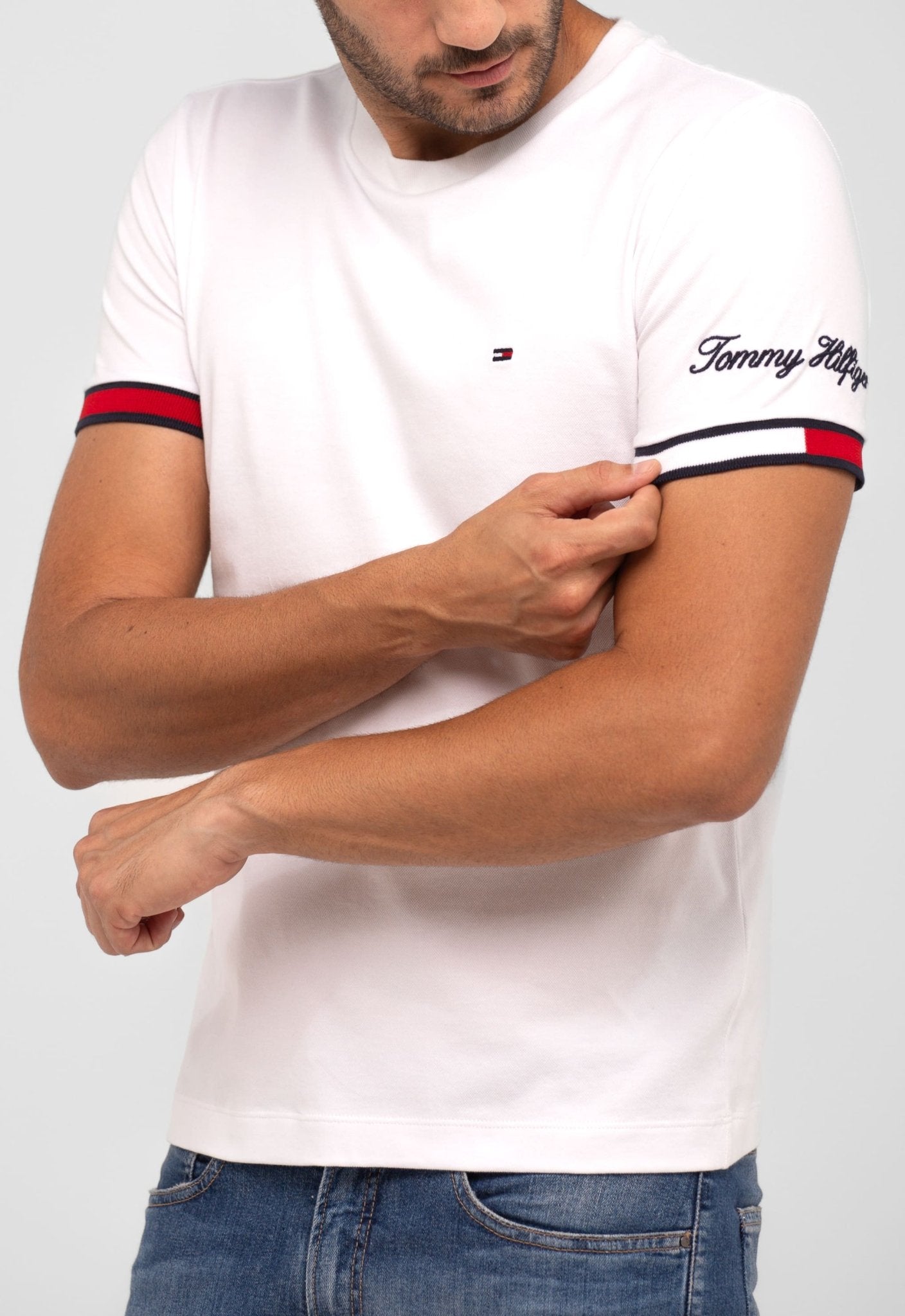 Camiseta Tommy Hilfiger Logo Manga - Henri Store