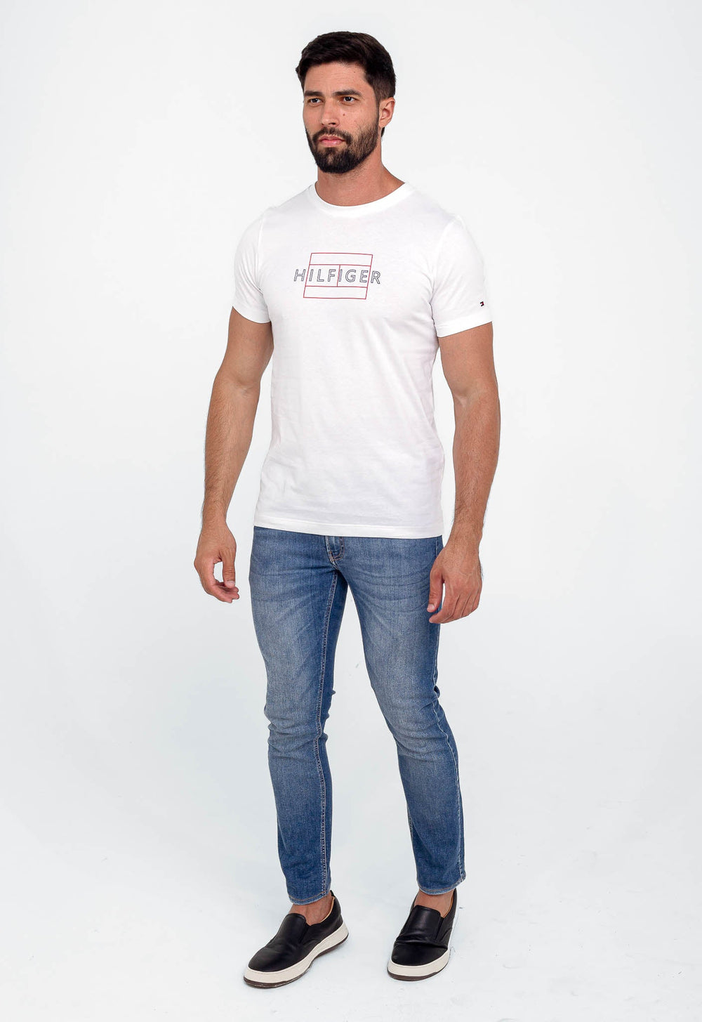 Camiseta Tommy Hilfiger Logo Outline - Henri Store