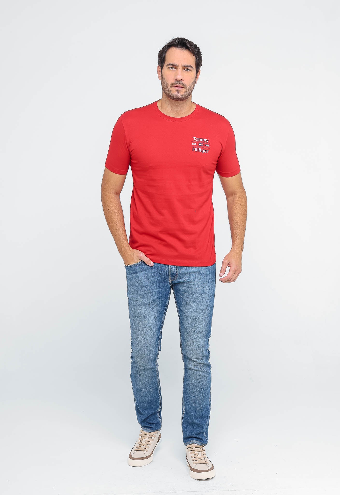 Camiseta Tommy Hilfiger Logo Peito Est. 1985 - Henri Store