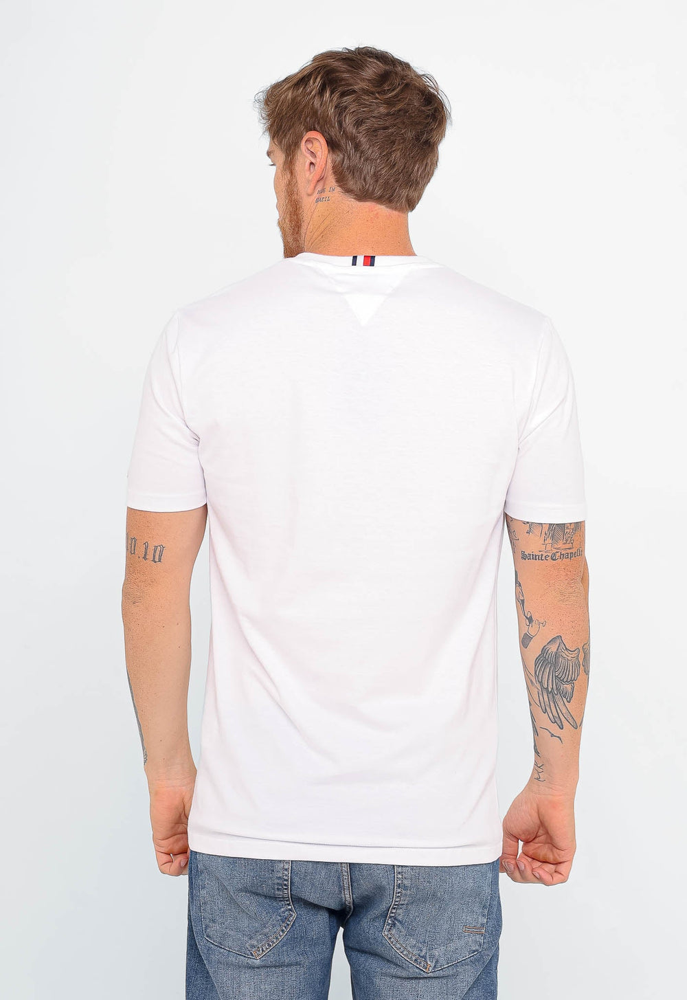 Camiseta Tommy Hilfiger Logo Peito Est.1985 - LIVE - Henri Store