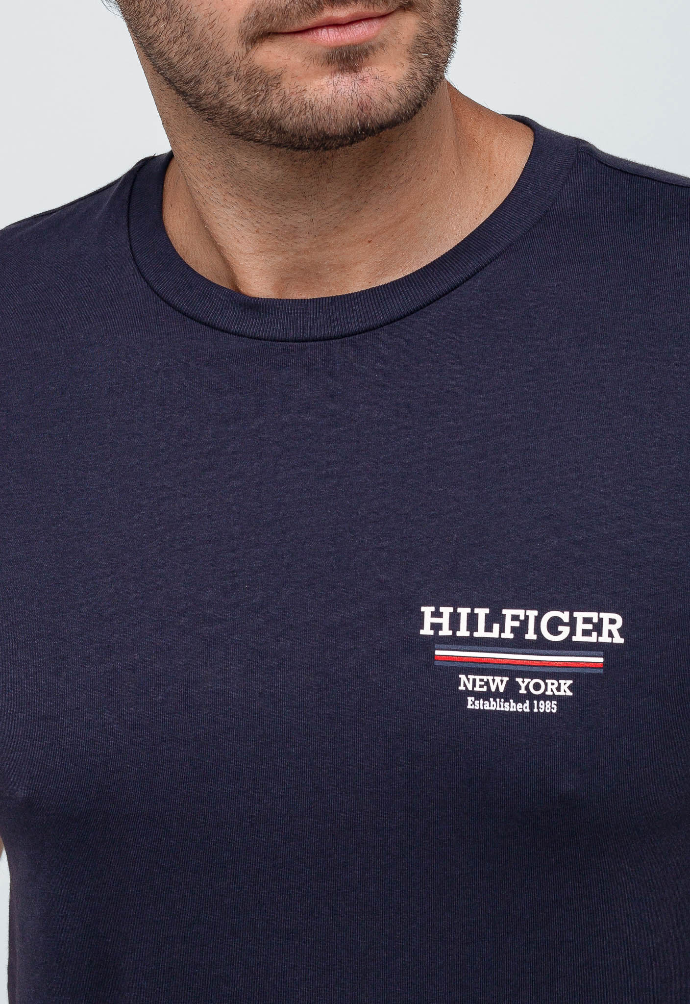 Camiseta Tommy Hilfiger Logo Peito New York - LIVE - Henri Store