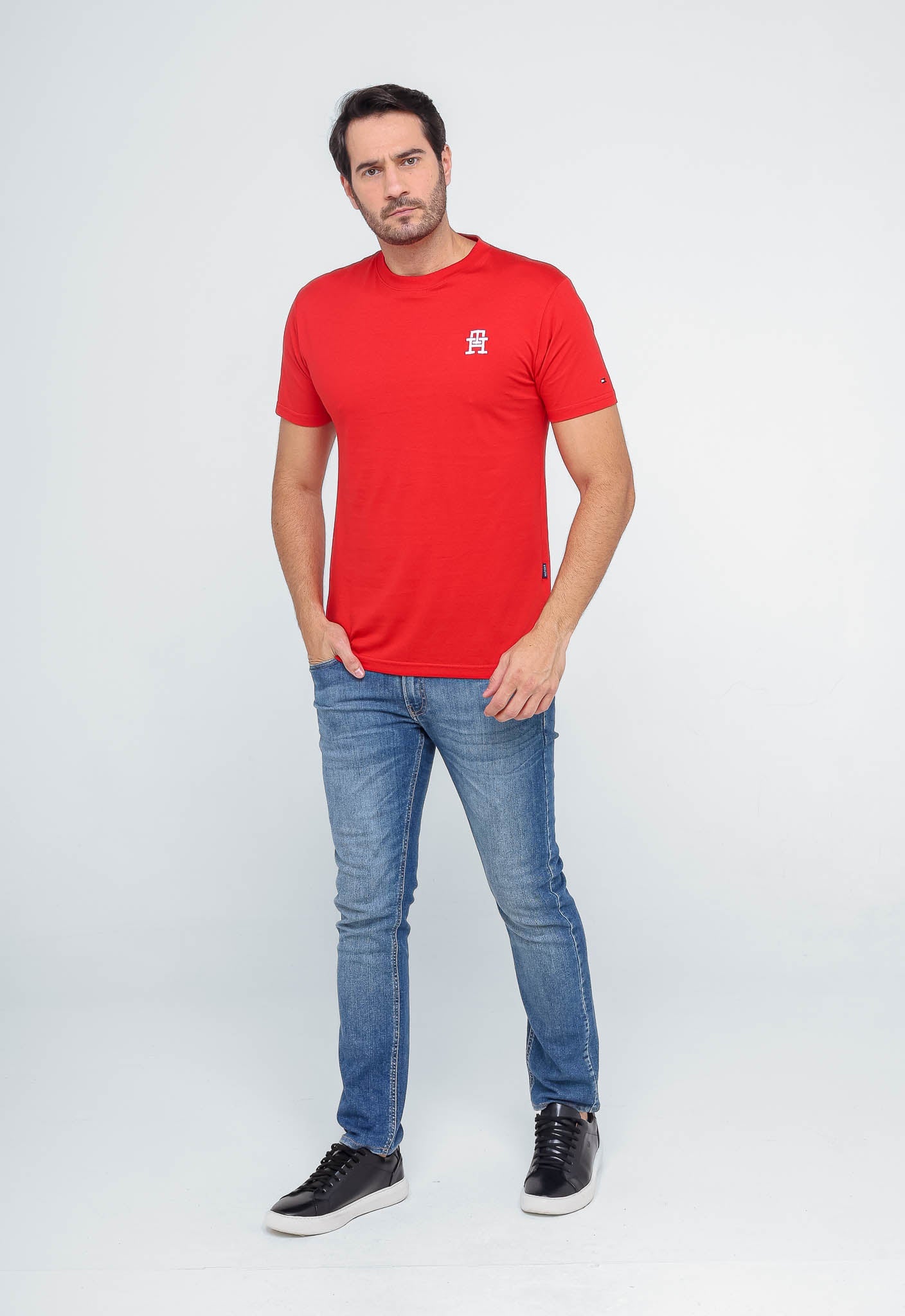 Camiseta Tommy Hilfiger Logo Peito TH Big - Henri Store