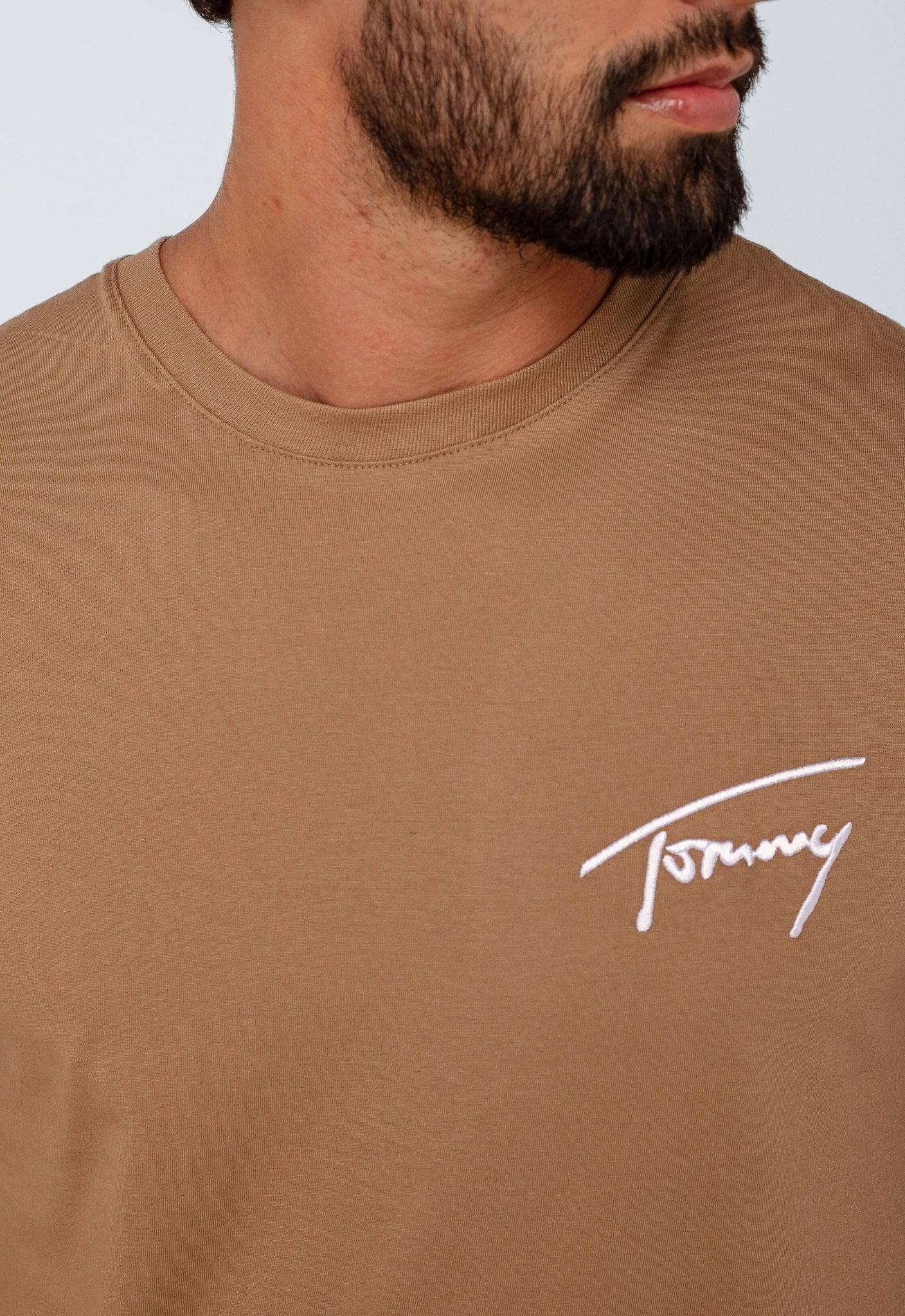 Camiseta Tommy Hilfiger Logo Peito - Henri Store