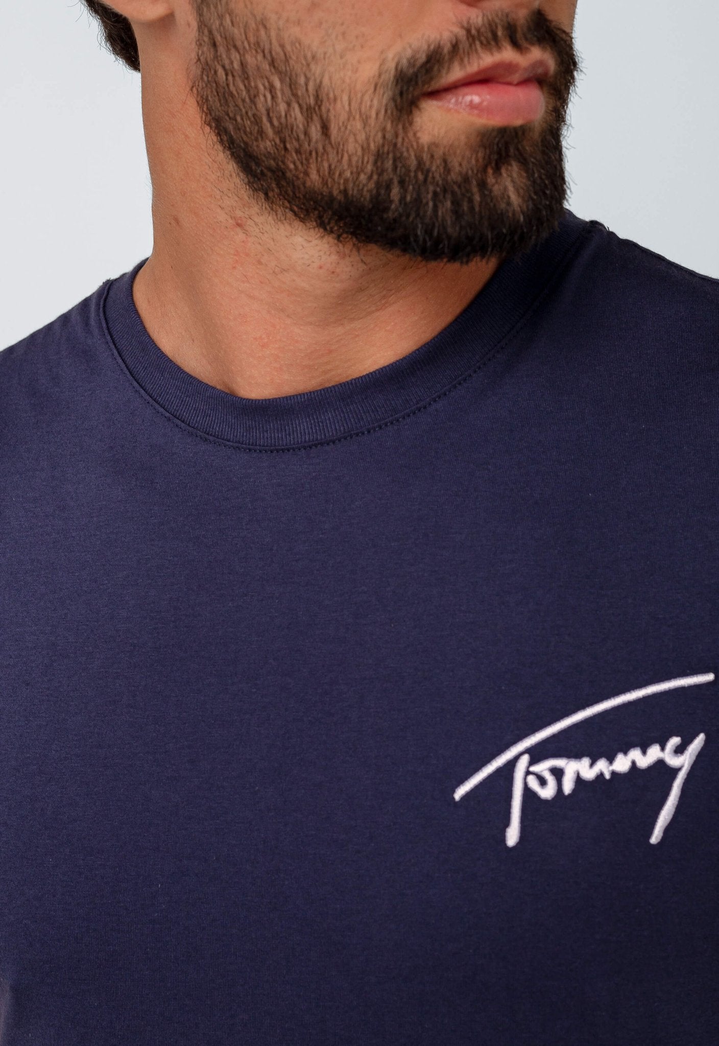 Camiseta Tommy Hilfiger Logo Peito - Henri Store