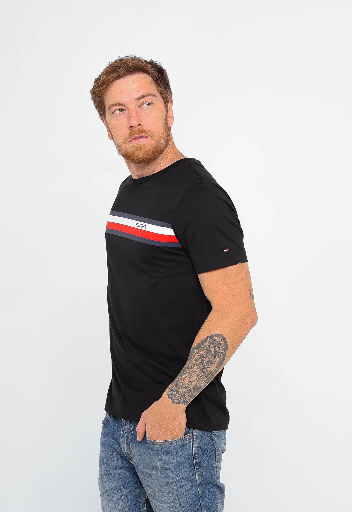 Camiseta Tommy Hilfiger Logo Range - Henri Store