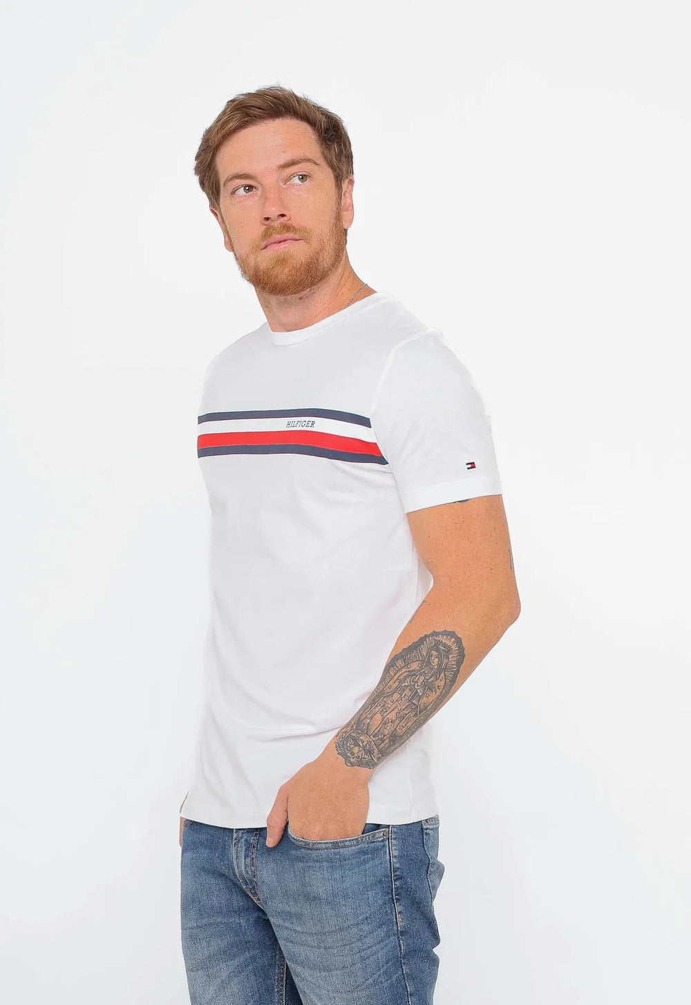 Camiseta Tommy Hilfiger Logo Range - Henri Store