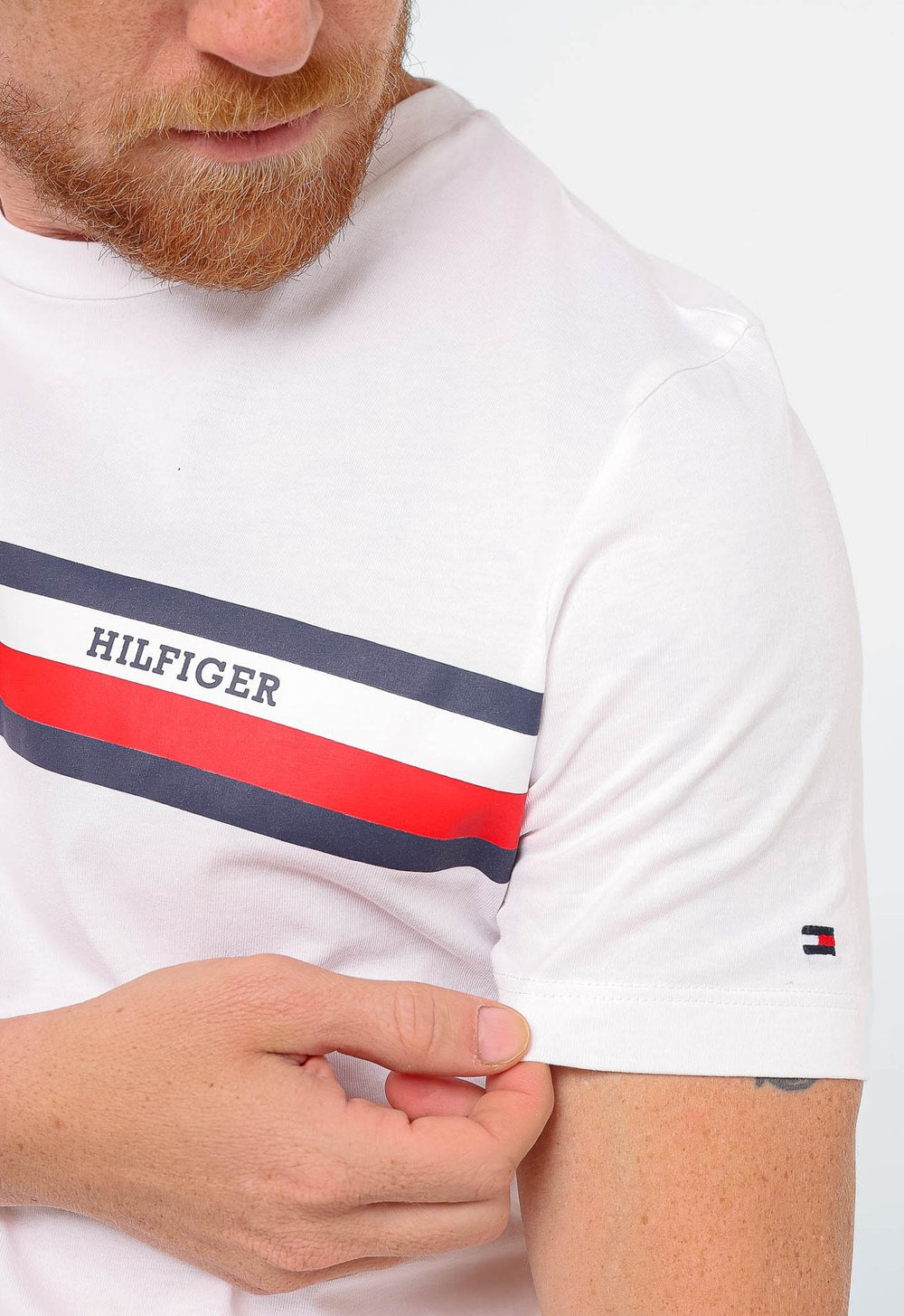 Camiseta Tommy Hilfiger Logo Range - Henri Store