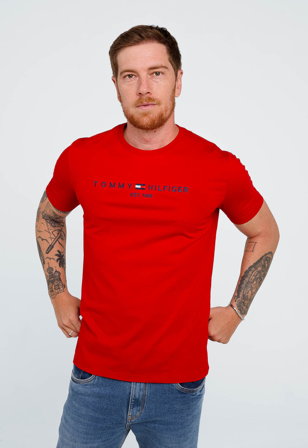 Camiseta Tommy Hilfiger Logo Tee- LIVE - Henri Store