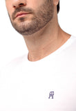 Camiseta Tommy Hilfiger Logo TH no Peito Básica - Henri Store