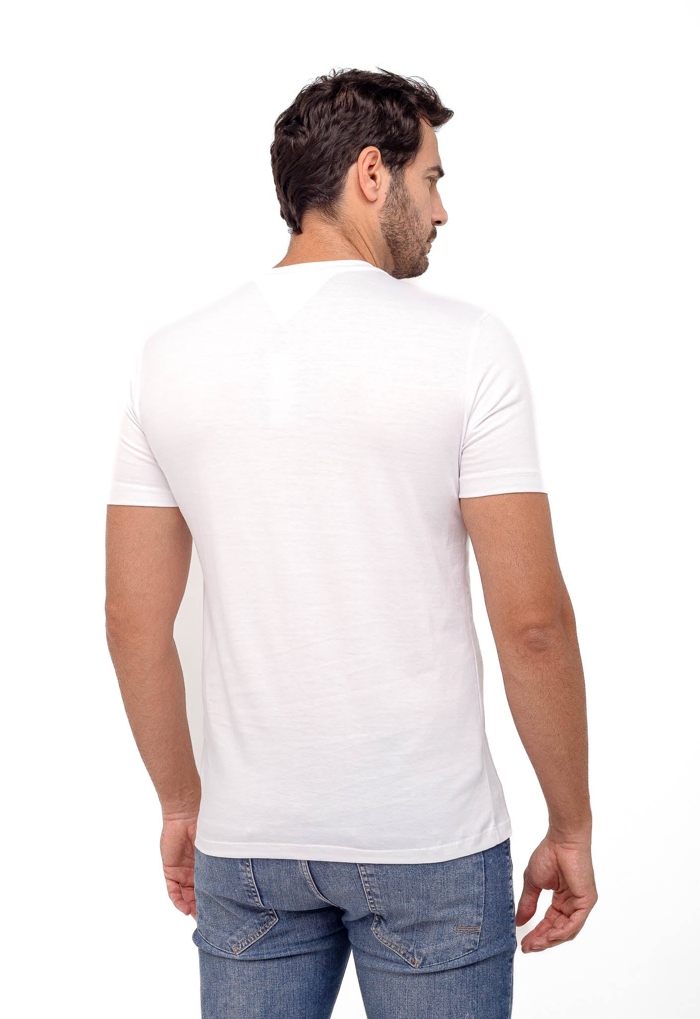 Camiseta Tommy Hilfiger Logo TH no Peito Básica - Henri Store