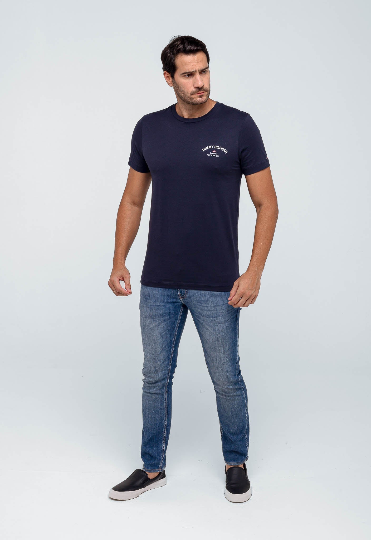 Camiseta Tommy Hilfiger Monotype Pocket Tee - Henri Store