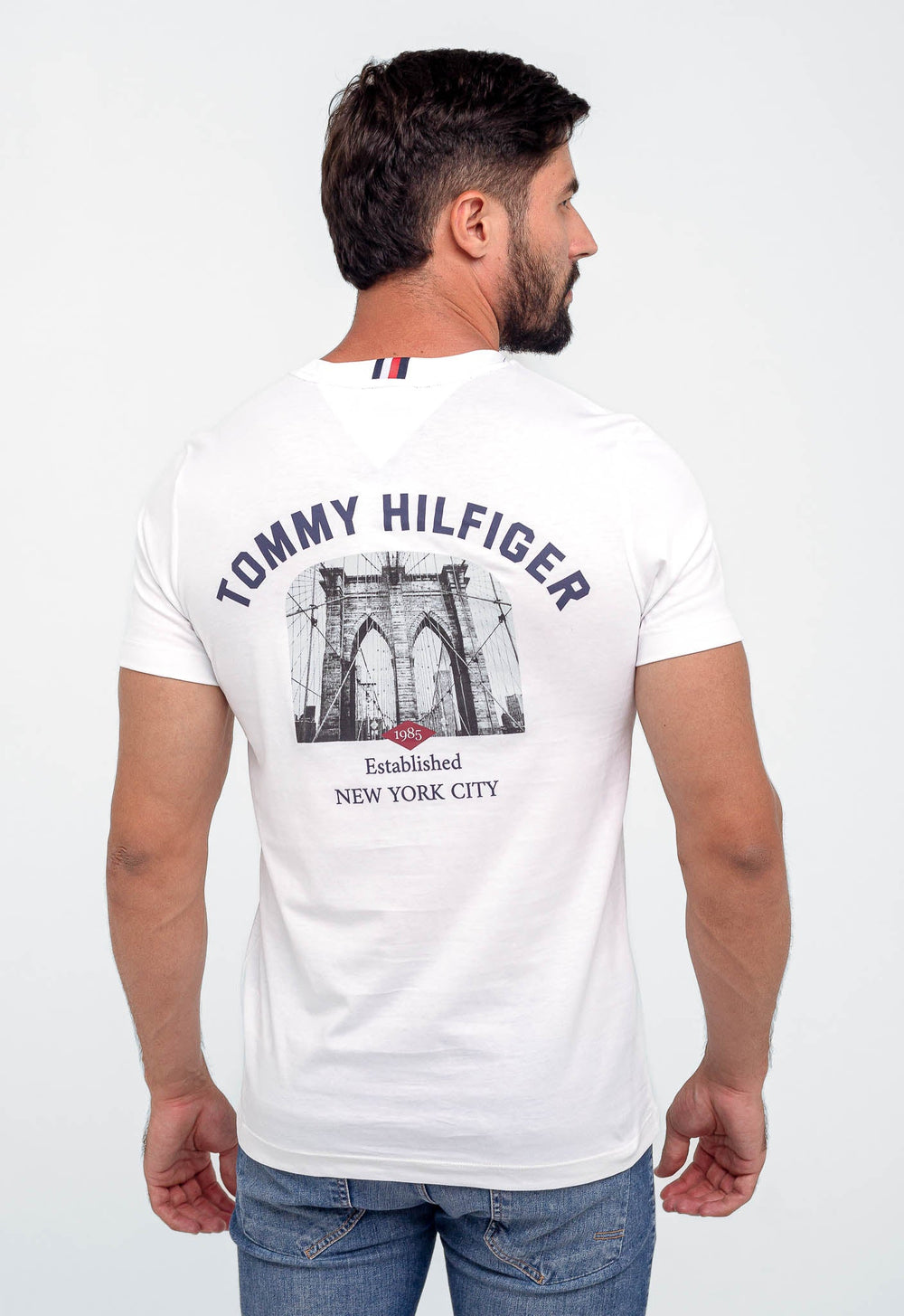 Camiseta Tommy Hilfiger Monotype Pocket Tee - Henri Store