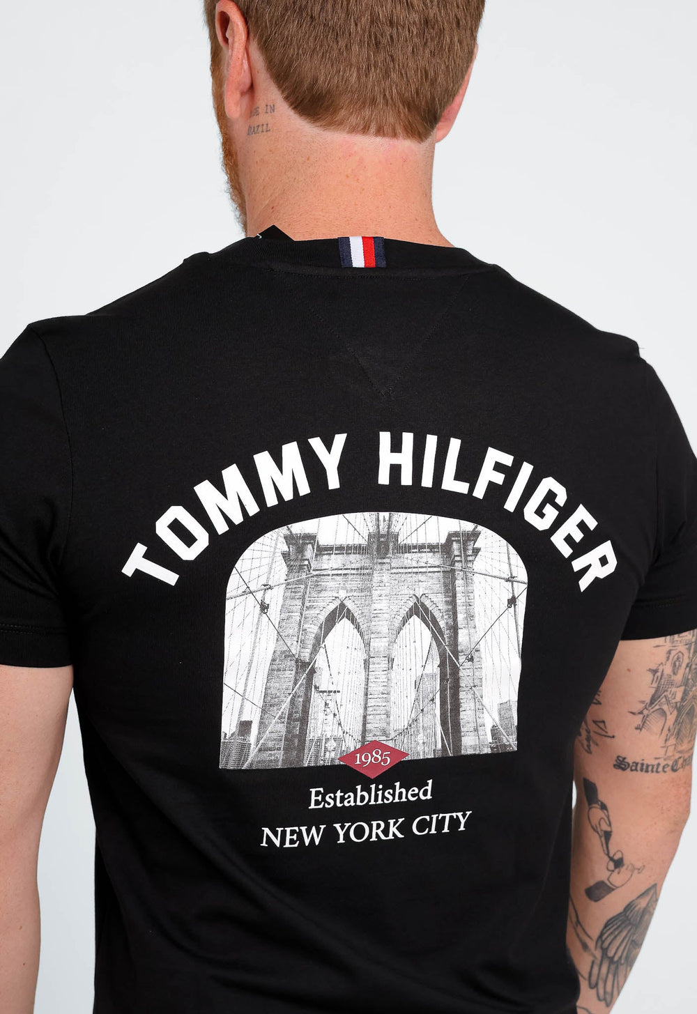 Camiseta Tommy Hilfiger Monotype Pocket Tee - Henri Store