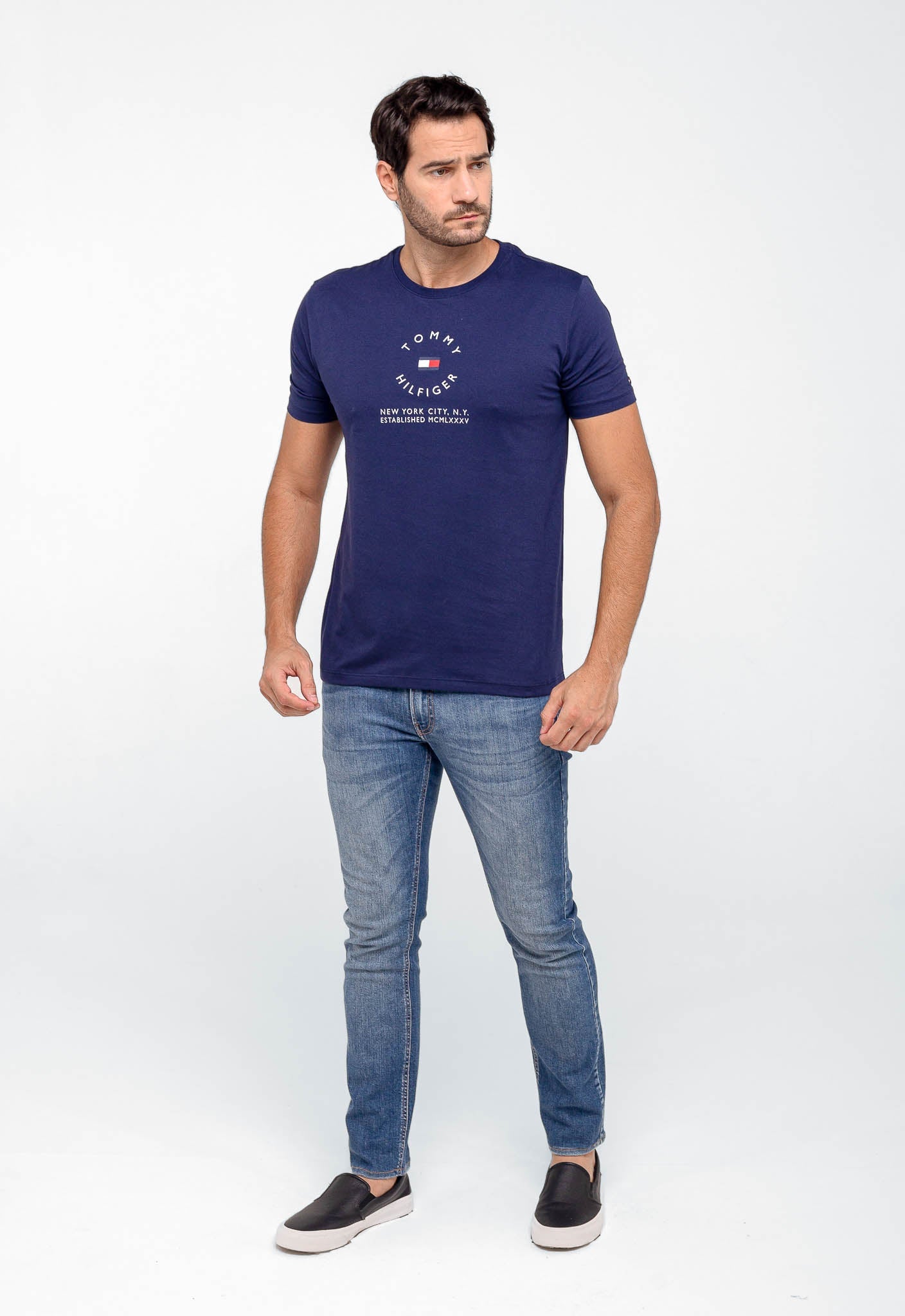 Camiseta Tommy Hilfiger New York City Established - LIVE - Henri Store