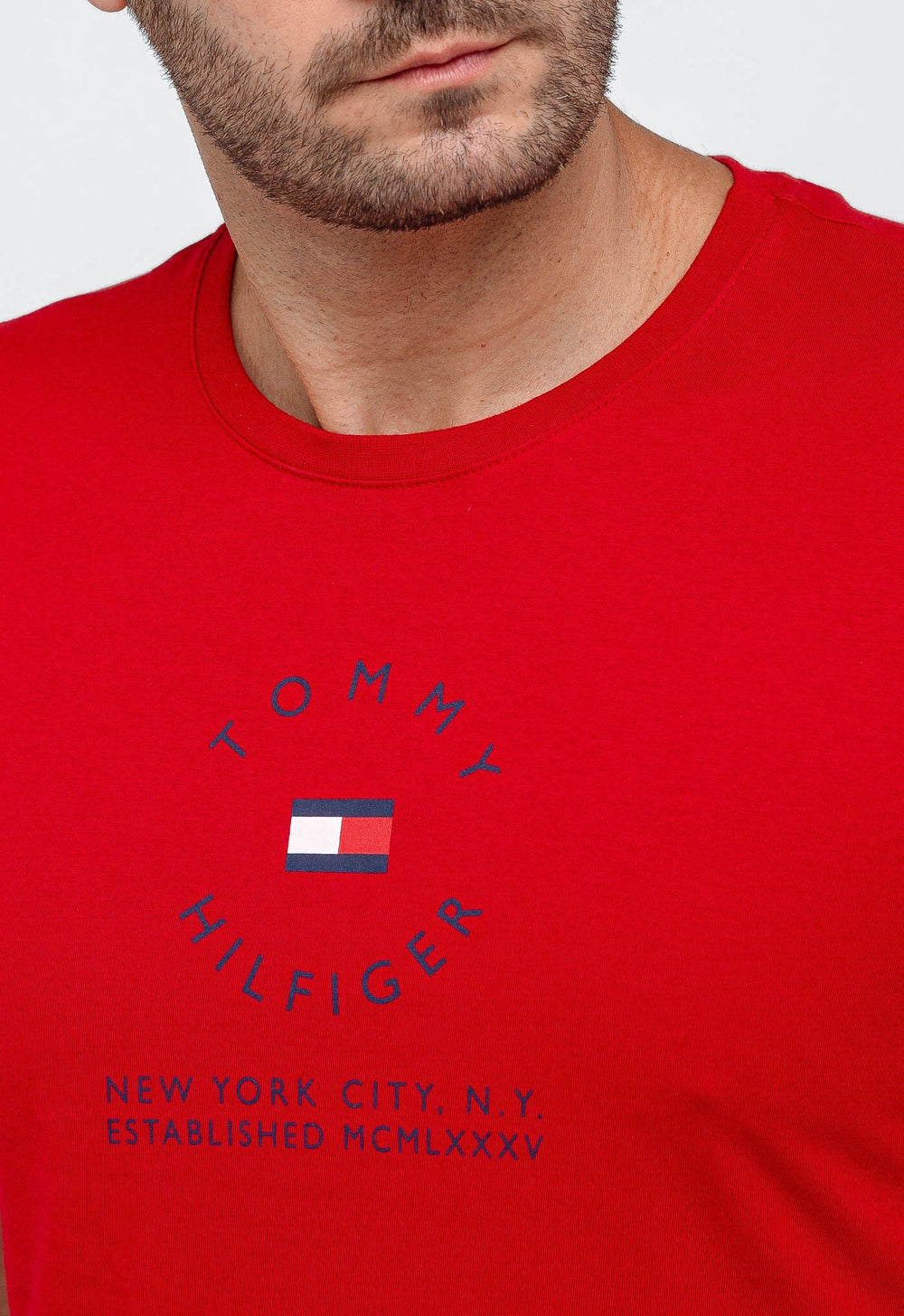 Camiseta Tommy Hilfiger New York City Established - LIVE - Henri Store
