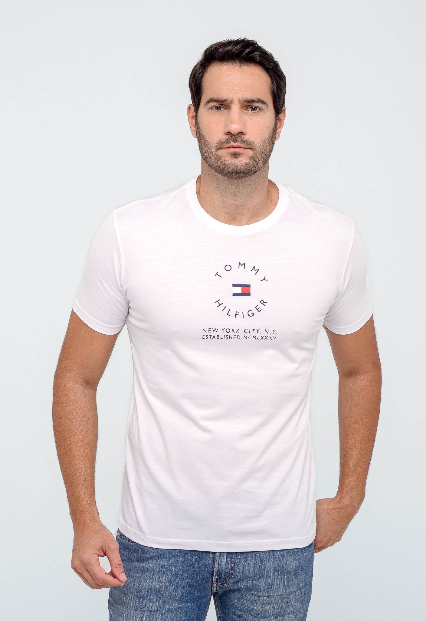 Camiseta Tommy Hilfiger New York City Established - LIVE - Henri Store