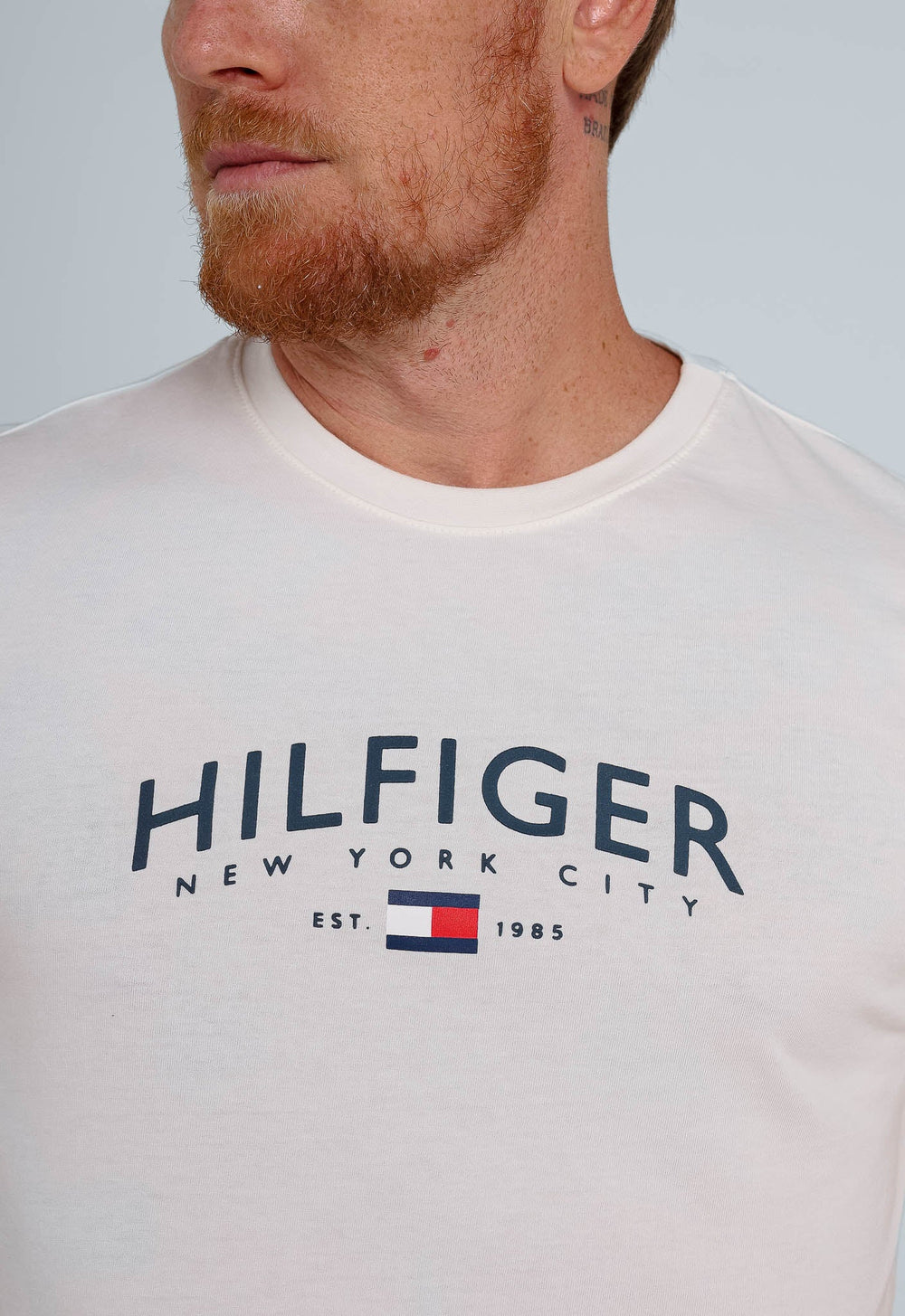 Camiseta Tommy Hilfiger Ny Est 1985 - Live - Henri Store
