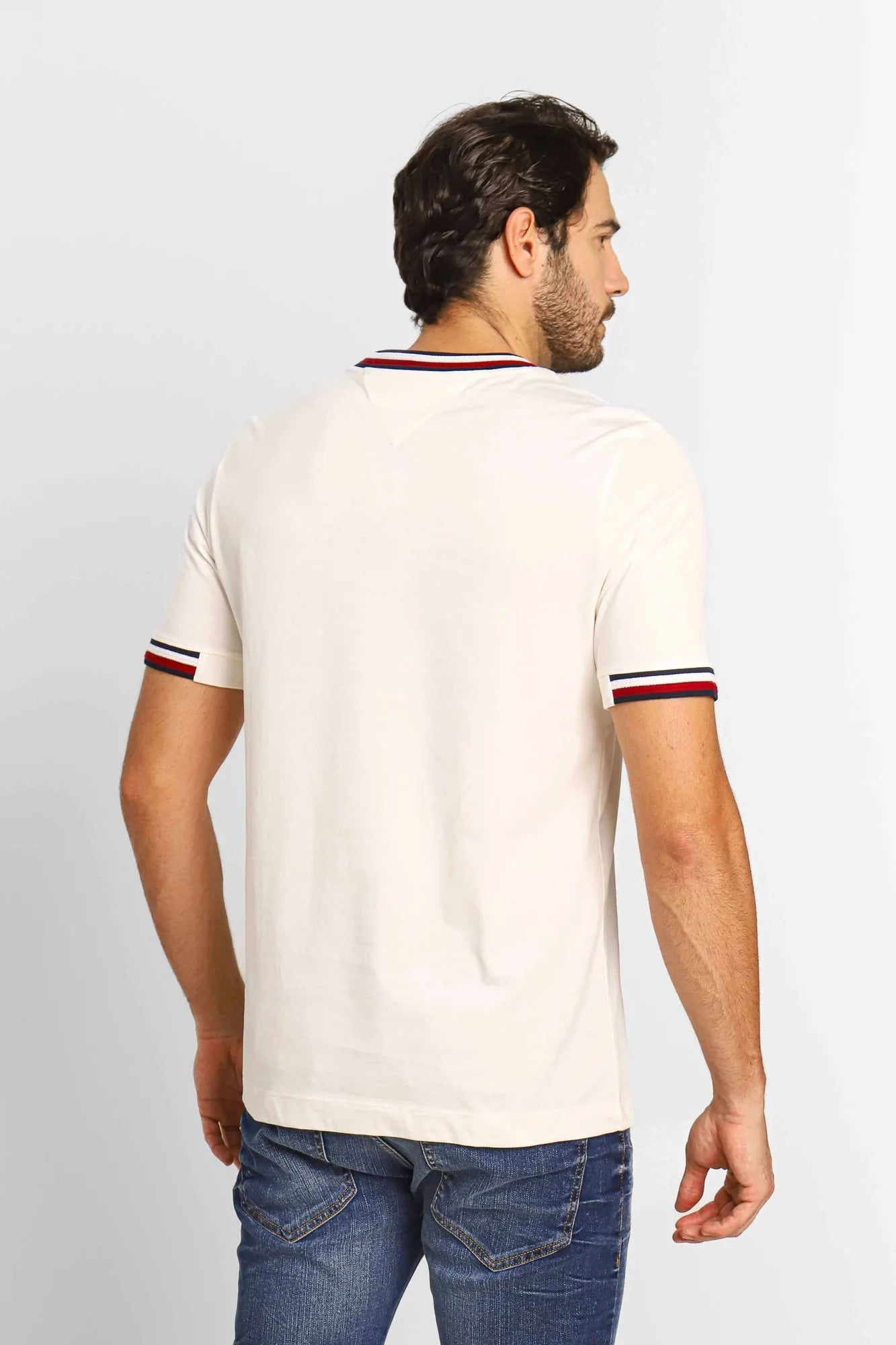 Camiseta Tommy Hilfiger Regular Fit Global Stripe Off White - Henri Store