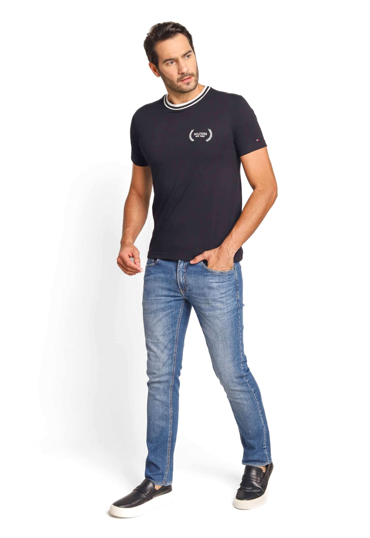 Camiseta Tommy Hilfiger Retilínea Gola - Sale - Henri Store