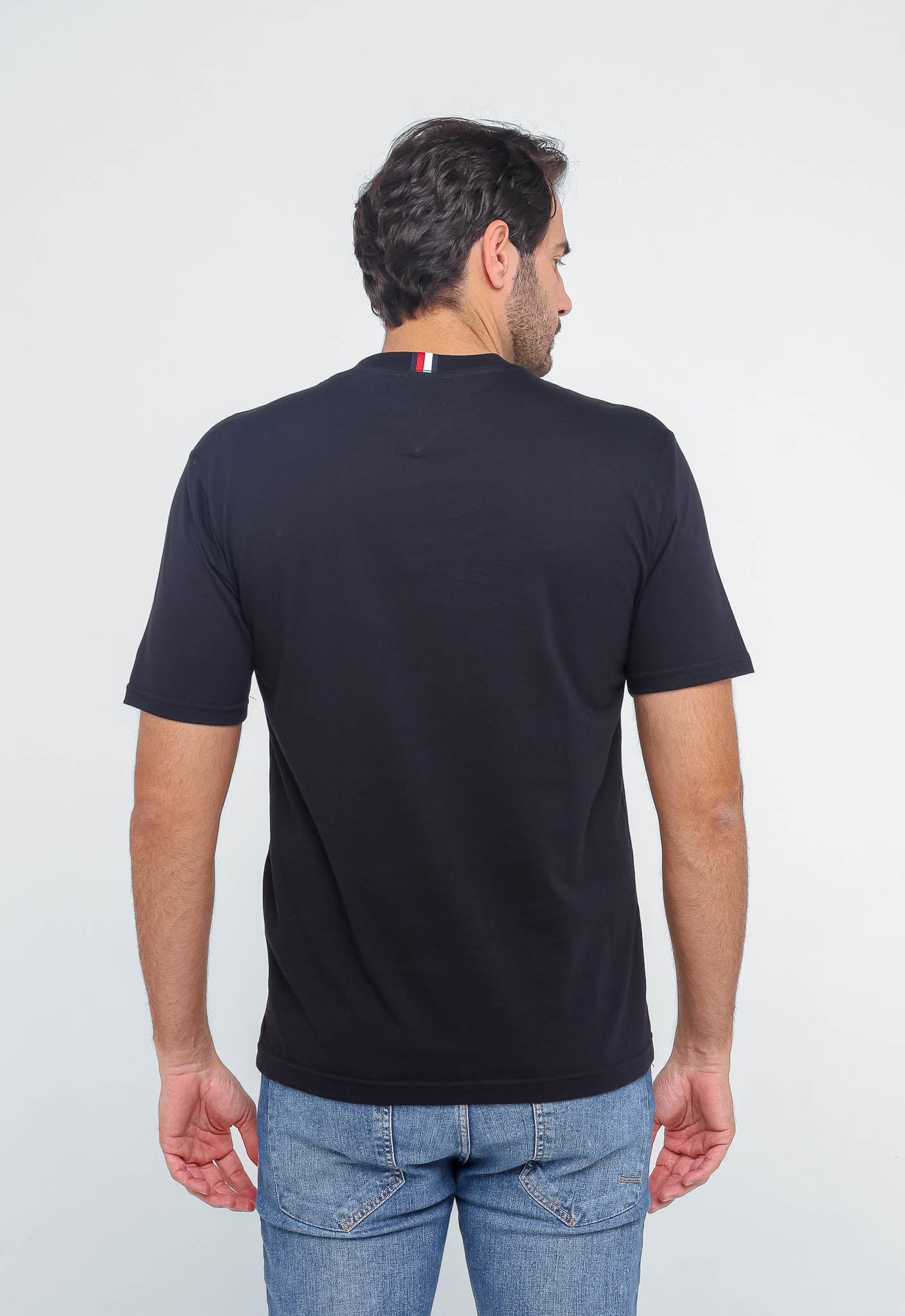Camiseta Tommy Hilfiger Wordwide Since - Henri Store