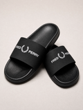 Chinelo Fred Perry