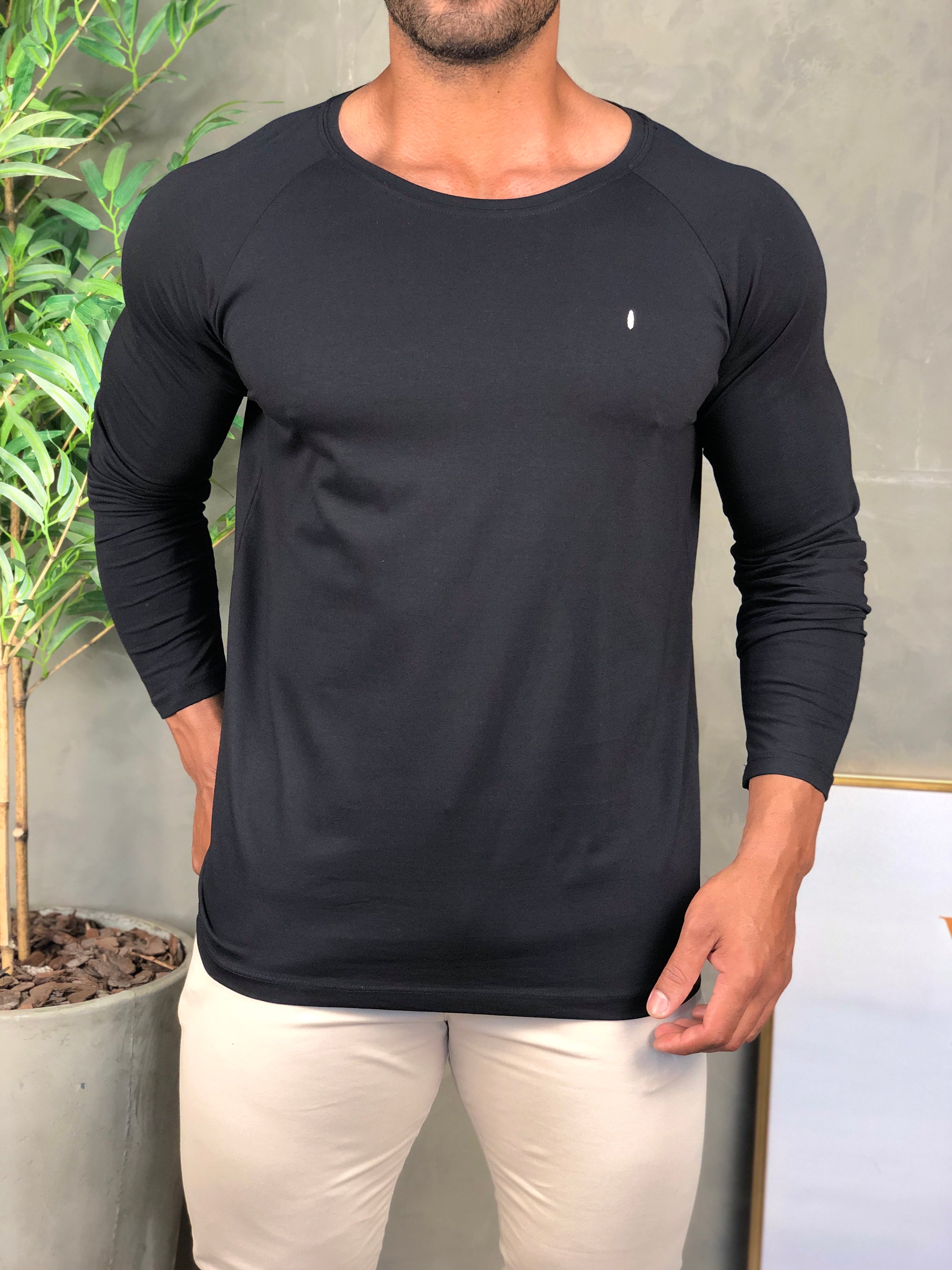 Manga Longa Red Feather Raglan Preto